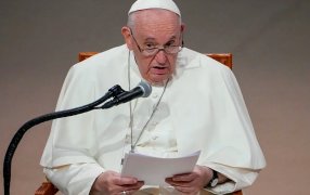 Por primera vez, el papa Francisco le suplicó a Vladimir Putin que detenga la guerra en Ucrania