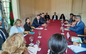 El INYM, junto a Cancillería y empresas yerbateras, inició gestiones para incursionar el mercado de infusiones de Bangladesh