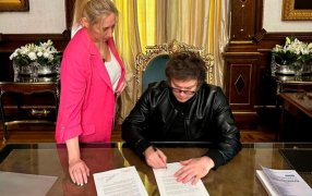 El Presidente Javier Milei invitó al Papa Francisco a que visite la Argentina