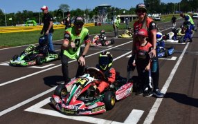 Campeonato Misionero de Karting en Pista: El team yerbatero festejó en el podio en el Kartódromo Ciudad de Oberá, Valentino Silveira se destacó y terminó segundo en la Categoría Escuela