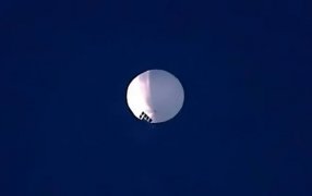 Estados Unidos reporta un globo de China sobrevolando latinoamérica