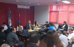 Misiones: Sin acuerdo salarial, docentes del Gremio SEMAB-CEA analizan qué medidas tomarán y la a mesa paritaria pasó a cuarto intermedio para el mes de Noviembre