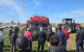 El PTFarm e INDECAR realizaron una capacitacion de siembra y fertilización de calidad