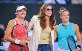 Tenis: Gabriela Sabatini se emocionó ante el elogió de Sakkari