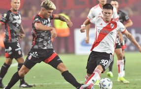 2 a 0 como visitante: River Plate resolvió con contundencia ante Barracas Central su primer triunfo en la Copa Liga Profesional de Fútbol