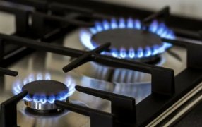 Misiones: El Programa Provincial Ahora Gas llega al Municipio de Apóstoles con precios bajos para ayudar a los vecinos, a venta de re carga de garrafa de 10 kilos a solo 10.500 pesos