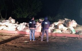Prefectura secuestró más de 9.000 kilos de soja en Misiones: El procedimiento ocurrió en la localidad de El Soberbio