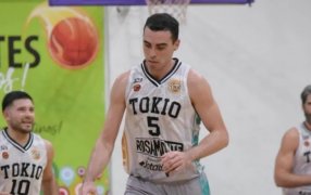 Liga Federal de Básquetbol: El Club Tokio de Posadas perdió ante Centenario en Venado Tuerto y habrá tercer juego