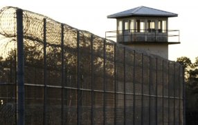 Estados Unidos: Ejecutan a Kenneth Smith en Alabama, la primera realizada por gas nitrógeno