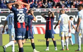 En medio de la interna, San Lorenzo de Almagro cayó en la última jugada ante Atlético Tucumán y se hundió en la Liga Profesional de Fútbol