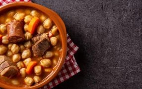 Recetas: ¿Cómo preparar un locro para este 25 de Mayo?