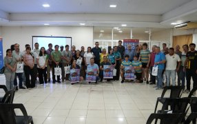 Se Entregó el Depor Bono 7 en Apóstoles a 15 Instituciones Sociales y Deportivas