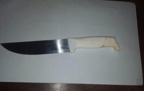 Concepción de la Sierra: Intentaba agredir a su vecino portando un cuchillo y fue detenido