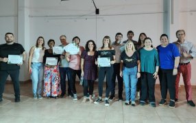 Apóstoles: Cierre Anual de "Sembrando Teatro" con la obra "Archivo Elena"