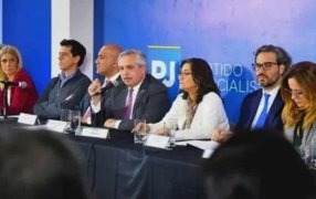 El PJ se reúne y analiza cambiar el nombre del Frente de Todos