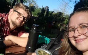 Tania y Gustavo, a punto de recibirse como Ingenieros Agrónomos tras estudiar con becas del INYM