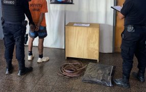 Cámaras del 911 frustraron el robo de cables del Paseo La Terminal de Posadas