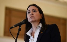 El Tribunal Supremo de Venezuela inhabilita la candidatura presidencial de María Corina Machado, dirigente opositora