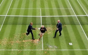 Tenis: Manifestantes de Just Stop Oil interrumpieron partidos de Wimbledon
