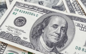 El dólar libre acumuló una baja de 70 pesos en la semana y dejó la brecha al borde de la desaparición