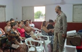 Posadas: Charlas en Comisiones Vecinales sobre la prevención de enfermedades vectoriales, el cuidado personal y del patio, para evitar que se multipliquen los mosquitos