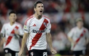 River Plate venció a Barracas Central con contundencia y amplia superioridad, para meterse en cuartos del Torneo Apertura