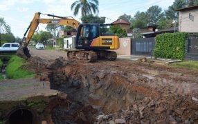 Posadas: Trabajos hidráulicos en el Barrio Los Paraísos