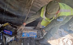 Gendarmería Nacional secuestró elementos valuados en más de 363 millones de pesos, el decomiso comprendió mercadería de origen extranjero enviada mediante encomiendas y un cargamento de baterías en desuso sin documentación