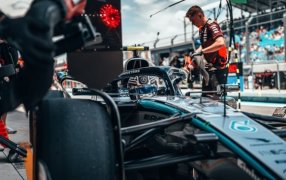El joven piloto italiano de 18 años Andrea Kimi Antonelli conquistó por primera vez una "Pole" en Fórmula 1 y con un Mercedes, para la carrera Sprint en Miami