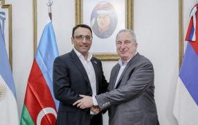 Producción de té y políticas ambientales, los ejes de la reunión entre el Gobernador de la provincia de Misiones y el Embajador de Azerbaiyán