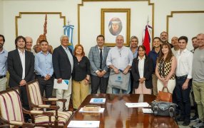 El Gobernador Hugo Passalacqua recibió a integrantes de la Asociación de Industriales Metalúrgicos de la República Argentina