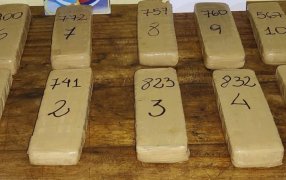 Misiones: Policías provinciales secuestraron más de siete kilos de marihuana hallados dentro de paquetes envueltos con cinta de embalaje en zona rural de la localidad de Wanda