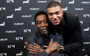 El mensaje que Pelé le envió a Mbappé desde el hospital