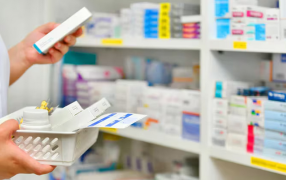 Cautela en los laboratorios ante el anuncio de más importaciones: Los medicamentos subieron más de 100% en tres meses