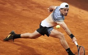 Tenis: El tenista cordobés Pedro Cachín jugará su primera final de ATP en Gstaad, definirá el título con el español Albert Ramos Viñolas