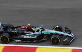 Gran Premio de Bélgica de Fórmula 1 en el Circuito de Spa-Francorchamps: George Russell desclasificado y la victoria se la queda Lewis Hamilton