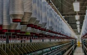 La industria PyME subió 0,9% interanual en Noviembre, aunque acumula una caída de 0,4 en el año