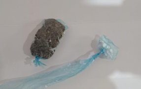 Intentó ingresar droga al Penal de Loreto en sus zapatillas y fue descubierta, los estupefacientes fueron secuestrados por el personal que trabaja en la sección requisa de la unidad