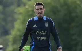 Los convocados a la Selección Argentina por Lionel Scaloni: Con Dibu Martínez, Cuti Romero, Giovani Lo Celso y Enzo Barrenechea, la lista para enfrentar a Paraguay y Perú