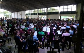 Apóstoles vibró con la música en el Sexto Encuentro de Orquestas