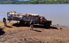 Misiones: Prefectura Naval Argentina secuestró más de siete toneladas de soja