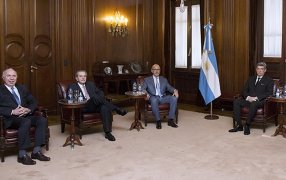 Por el Instituto Nacional de la Yerba Mate: La Corte Suprema debe tratar un amparo de Misiones contra el DNU del Gobierno