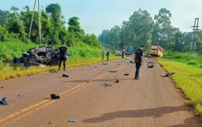 Misiones: Fallecieron dos empresarios yerbateros tras chocar contra un ómnibus en la Ruta Provincial N° 19 de la localidad de Comandante Andresito