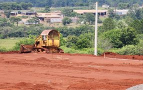 Parque Industrial Ciudad de Apóstoles: Avanzan las obras de construcción de la primera nave industrial de la empresa WENPHOENIX S.A.