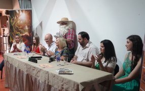Apóstoles: En el marco de un convenio de colaboración entre Municipios, la ciudad de Leandro N. Alem presentó su Fiesta Nacional de la Navidad