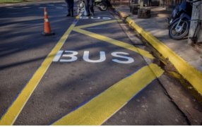 Posadas: Demarcación en paradas de “Bus” sobre la Avenida Corrientes