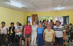 Apóstoles: Se realizó una Charla de Salud Materna en el Salón de Usos Múltiples del Barrio Santa Bárbara