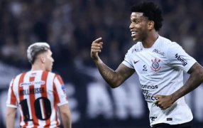 Copa Sudamericana: Corinthians de local se impuso por la mínima ante Estudiantes de La Plata y se quedó con la ida de la Copa Sudamericana