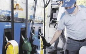 Se suma al aumento de Shell: YPF subió 3,8% los precios de los combustibles
