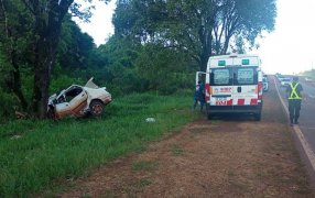 Fallecieron dos hombres tras un despiste vehicular en la localidad misionera de Santo Pipo
